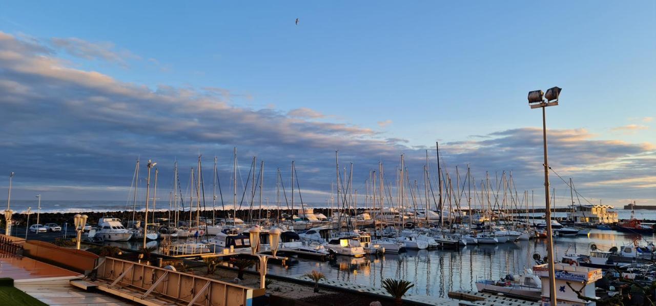 Residence De Standing La Pecherie Spacieux T3 Comme Un Cocon Familial Vue Mer Et Sur L'Avant Port Sur Le Bout Du Bout De Cap D'Agde Seule Cap En Occitanie Ngoại thất bức ảnh