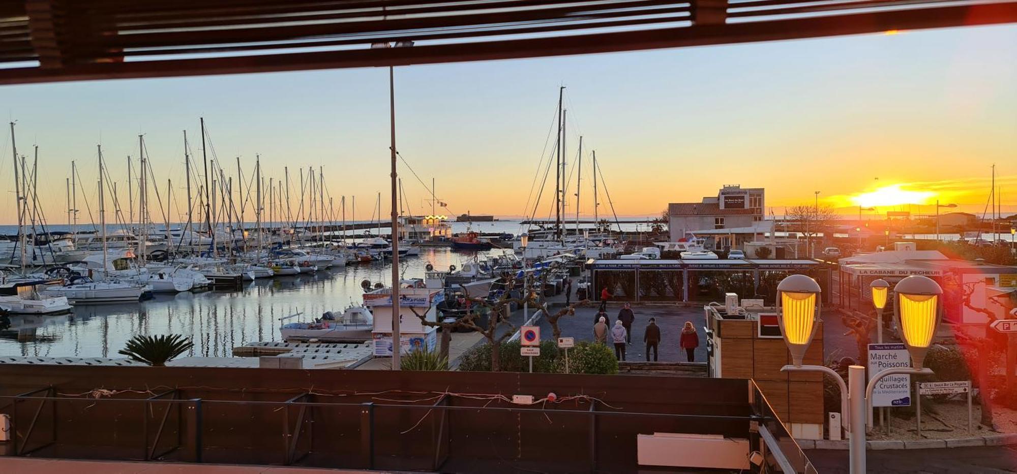 Residence De Standing La Pecherie Spacieux T3 Comme Un Cocon Familial Vue Mer Et Sur L'Avant Port Sur Le Bout Du Bout De Cap D'Agde Seule Cap En Occitanie Ngoại thất bức ảnh