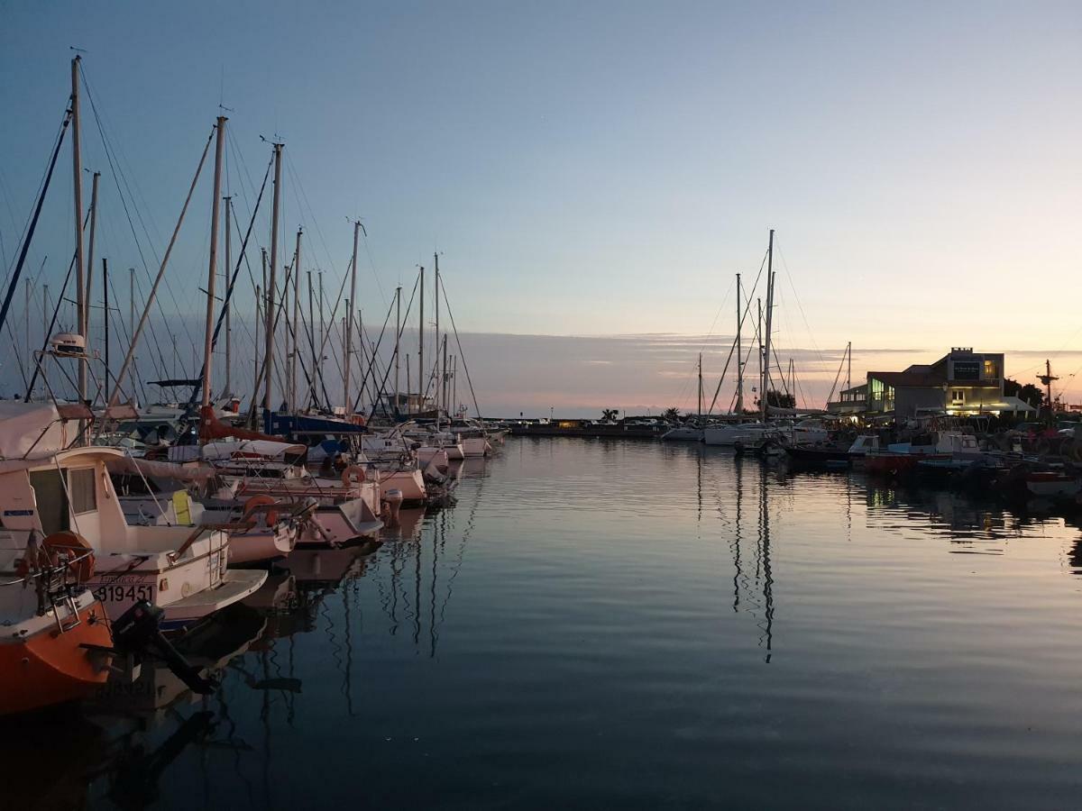 Residence De Standing La Pecherie Spacieux T3 Comme Un Cocon Familial Vue Mer Et Sur L'Avant Port Sur Le Bout Du Bout De Cap D'Agde Seule Cap En Occitanie Ngoại thất bức ảnh